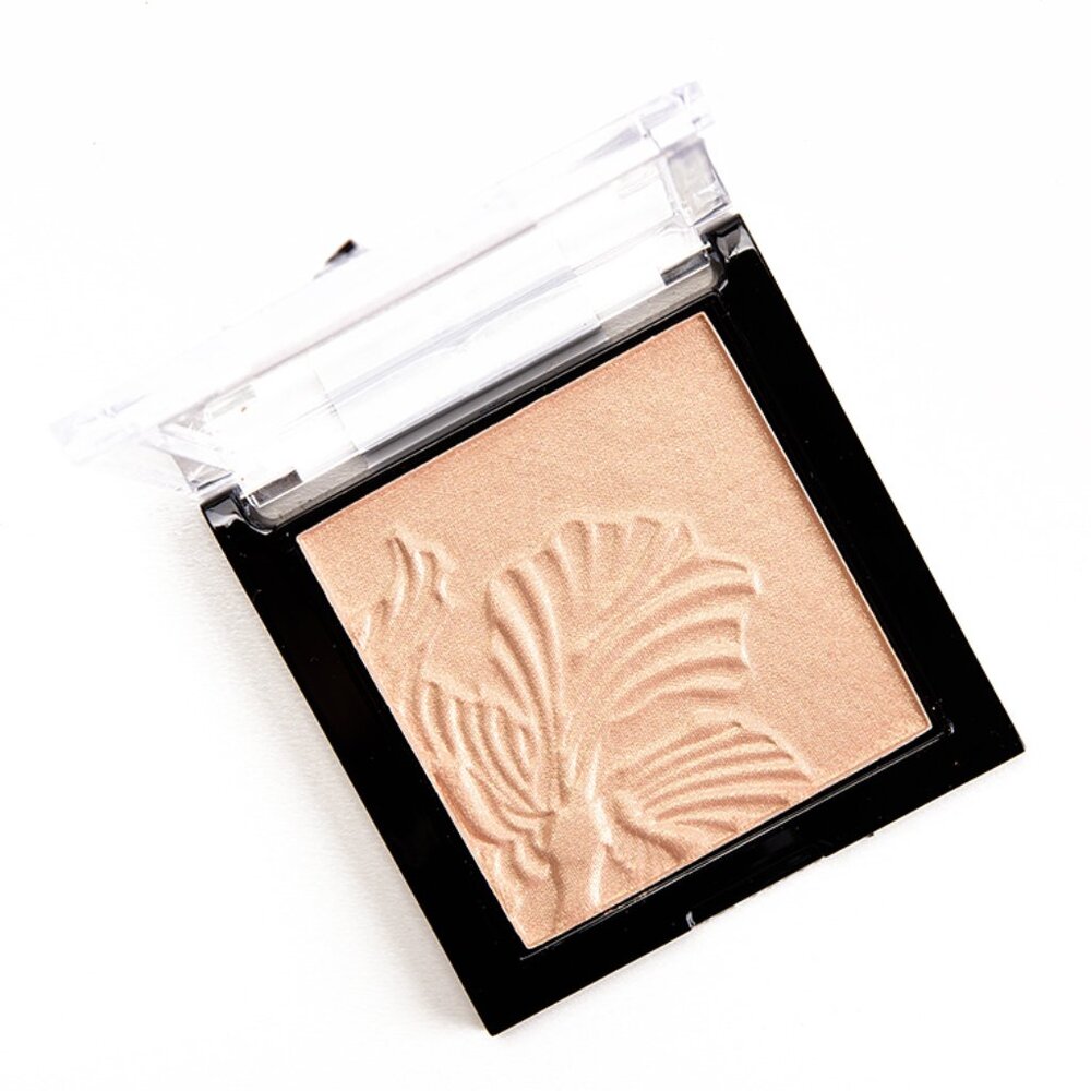 2/$15 Wet n Wild Megaglo Highlighting Powder in Golden Flower Crown